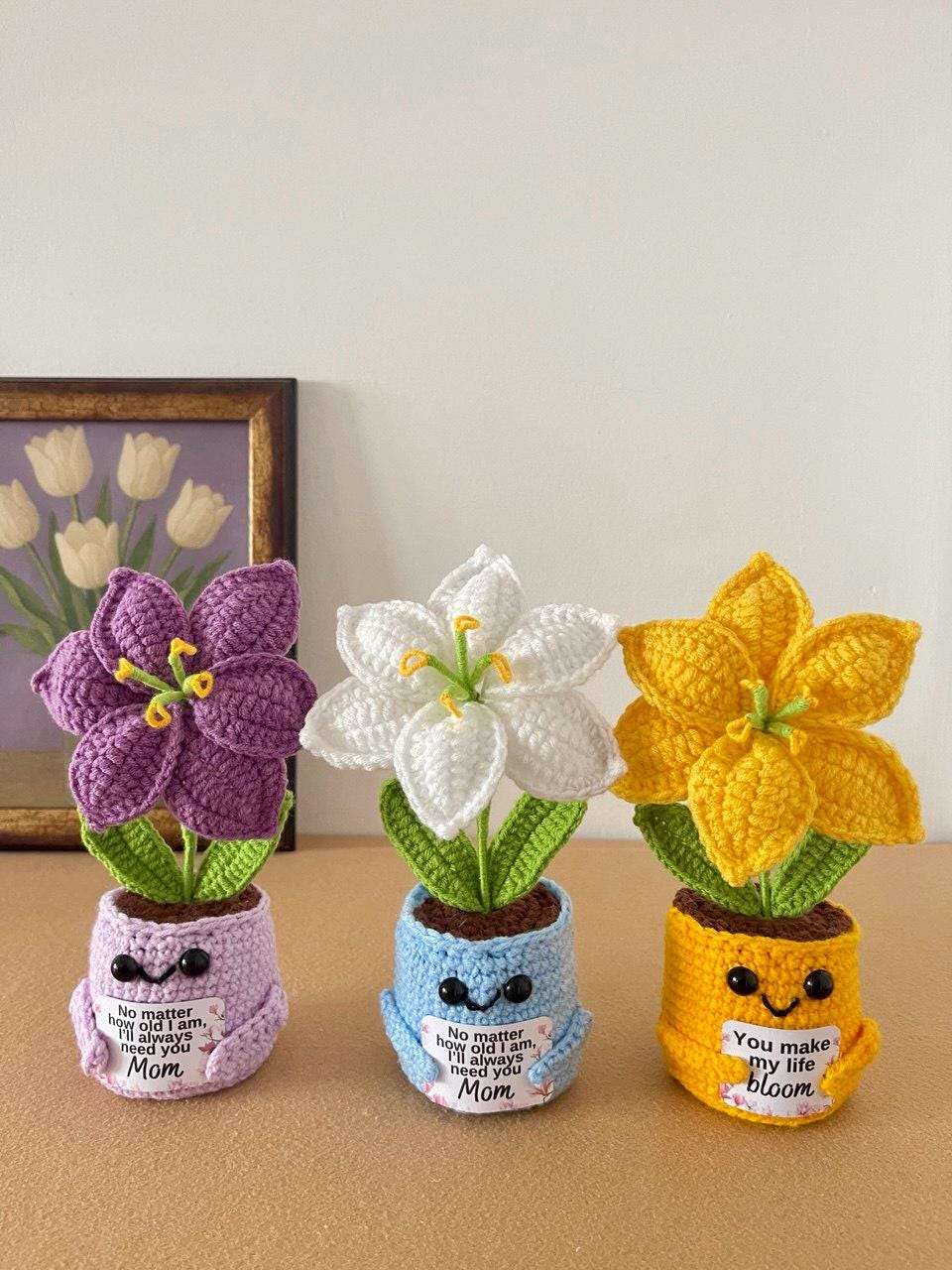 Mother’s Day Crochet Flower Gift – Handmade Lily, Tulip or Rose – Personalized Plaque – Meaningful Gift for Mom