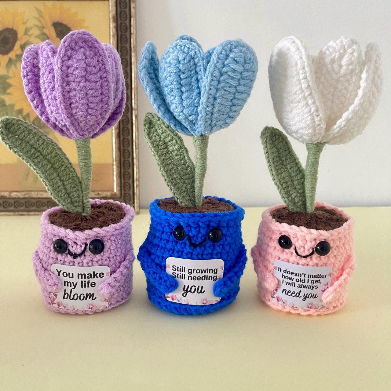 Mother’s Day Crochet Flower Gift – Handmade Lily, Tulip or Rose – Personalized Plaque – Meaningful Gift for Mom