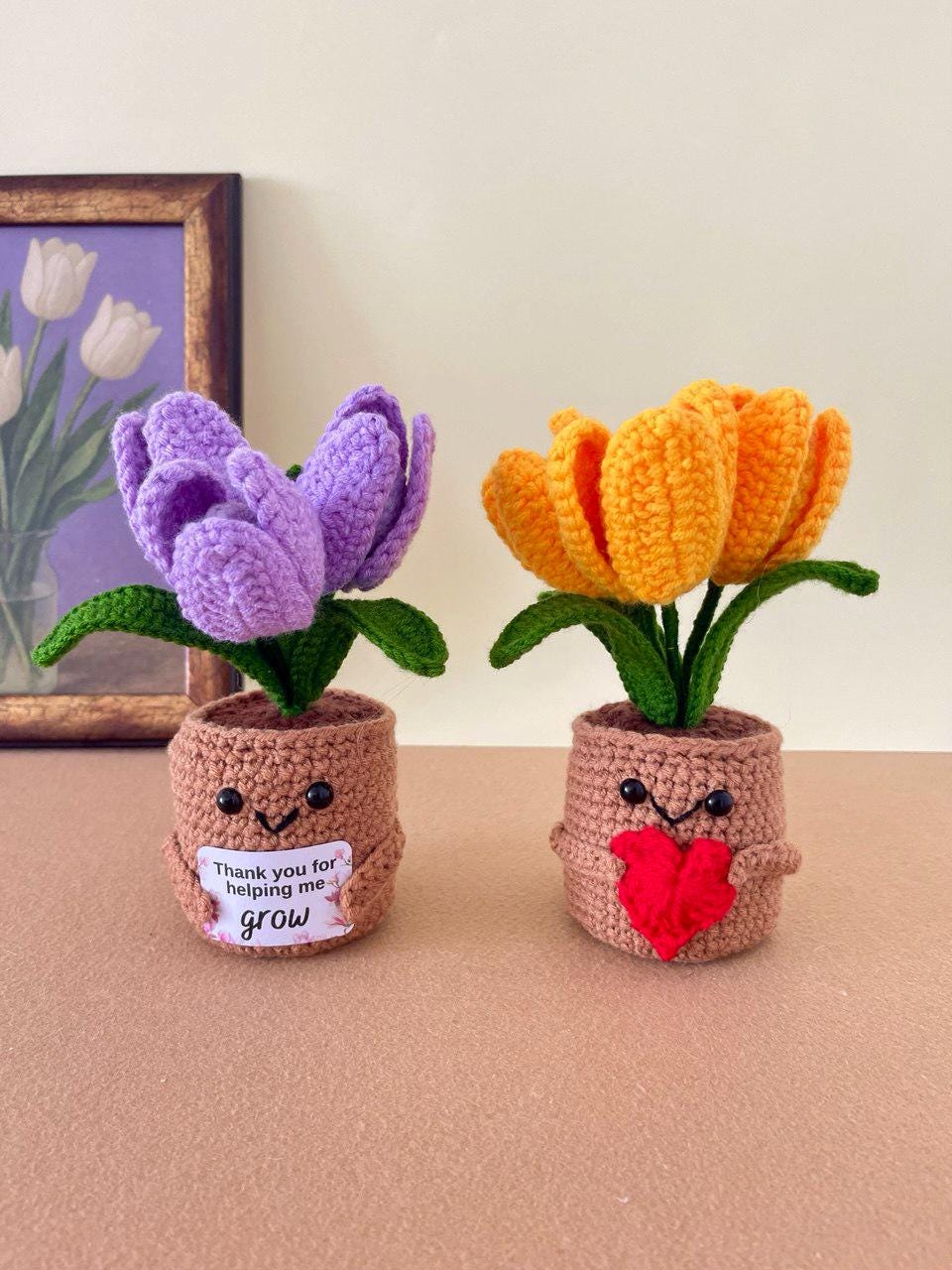 Mother’s Day Crochet Flower Gift – Handmade Lily, Tulip or Rose – Personalized Plaque – Meaningful Gift for Mom