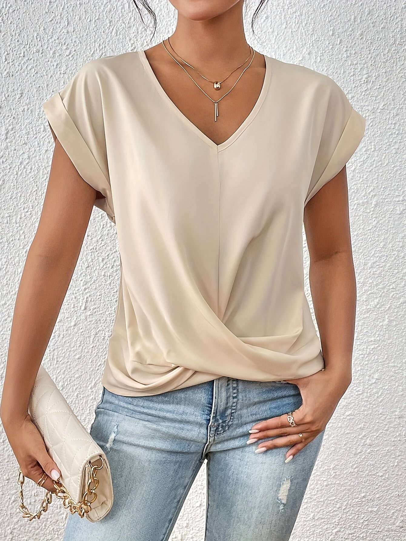 Casual Sweetheart Neck T-Shirt – Stylish & Comfortable All Summer Long