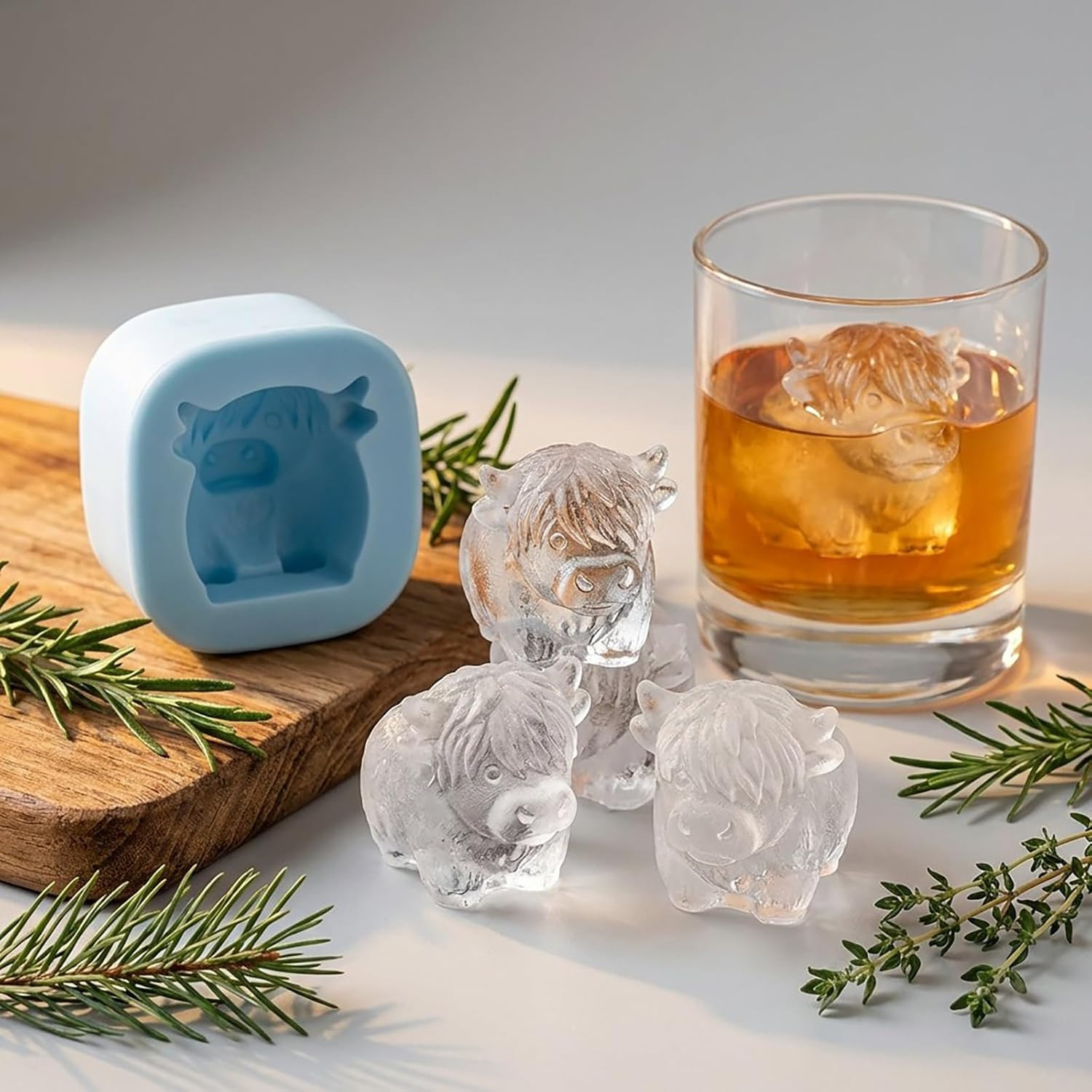 "Highland Cow Ice Cube Tray – Fun Whiskey & Cocktail Mold for Adults"