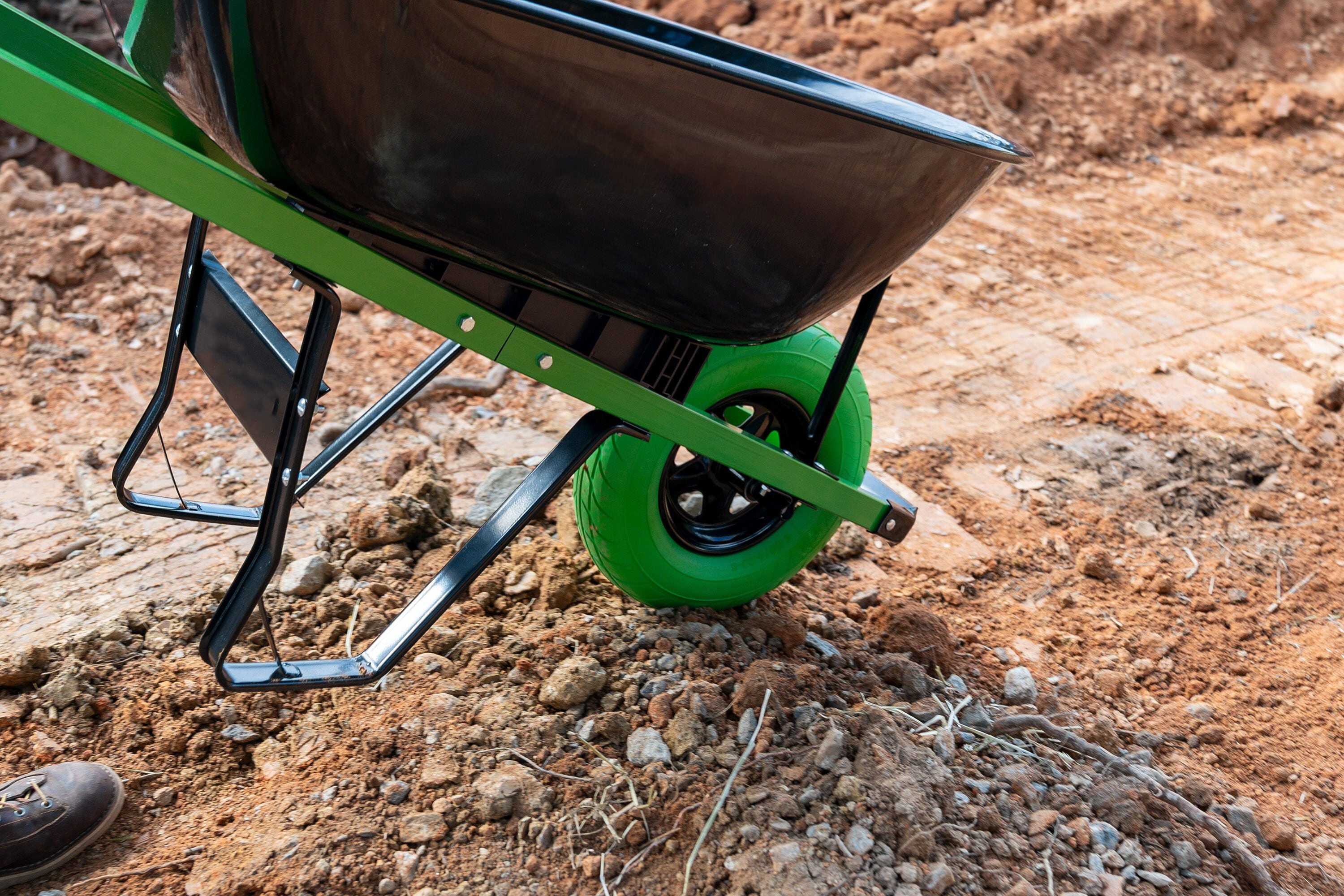 🔥Spring Fresh Sale 🎁 Nontional-Motion Tools 6-cu ft 1 Wheel Steel Push Wheelbarrow Flat-Free Tire