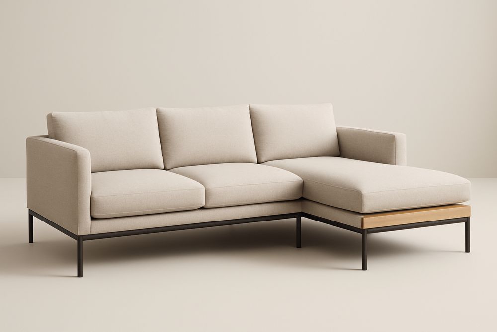 Bézs színű kárpitozott kanapé acél vázzal és tömör tölgyfa oldallal, 230×160×85 cm-Nidrefuges