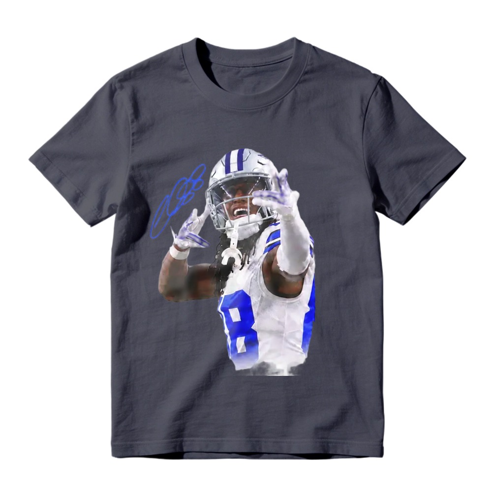 Number 88 Football Athlete Portrait Signature Graphic T-Shirt, Sports Fan White Oversized Casual Streetwear Short Sleeve Tee