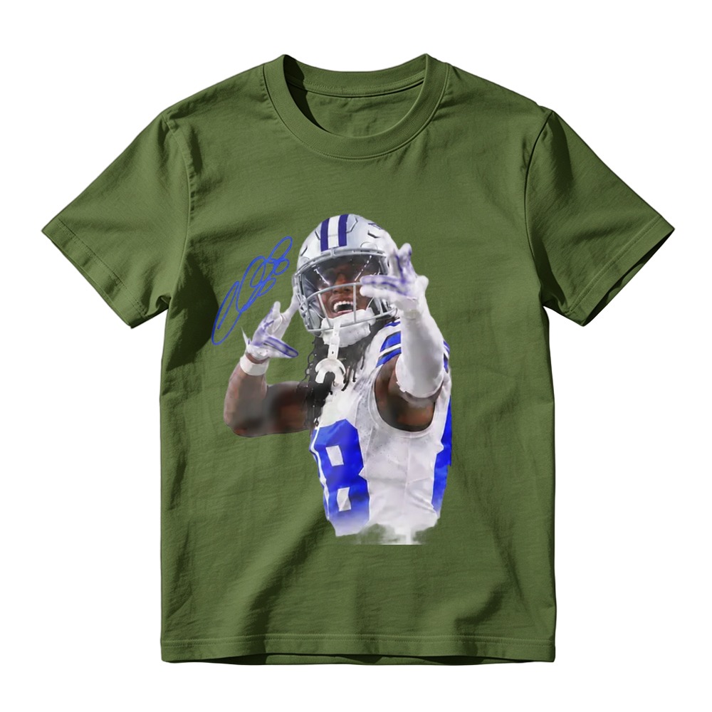 Number 88 Football Athlete Portrait Signature Graphic T-Shirt, Sports Fan White Oversized Casual Streetwear Short Sleeve Tee