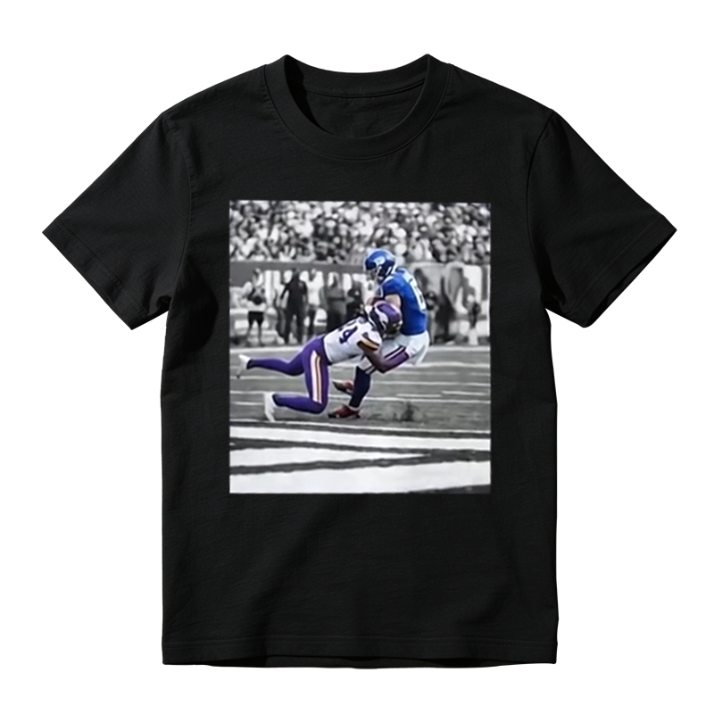 Retro Football Game Snapshot Graphic Tee, Sports Fan Casual Short Sleeve T‑Shirt