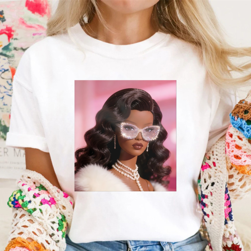 Barbie Doll With Glasses And Pearls Unisex Classic T-shirt