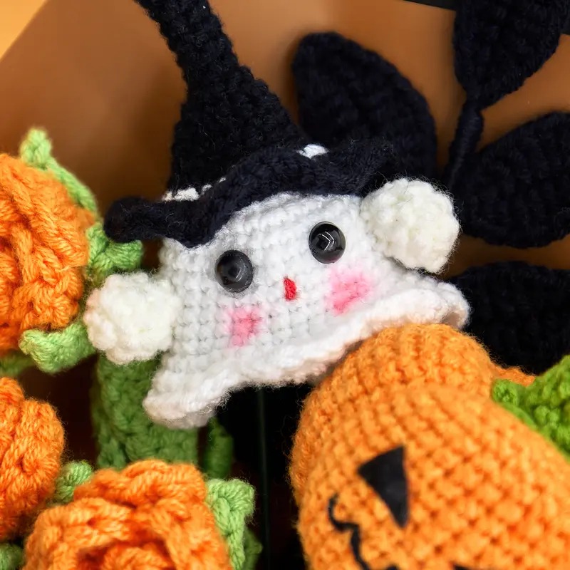 Handmade Crochet Flowers Bouquet Halloween Gift Pumpkin Ghost Bouquet Halloween Decor Gift for Her Friend Gift Forever Flowers Handmade Halloween Decoration