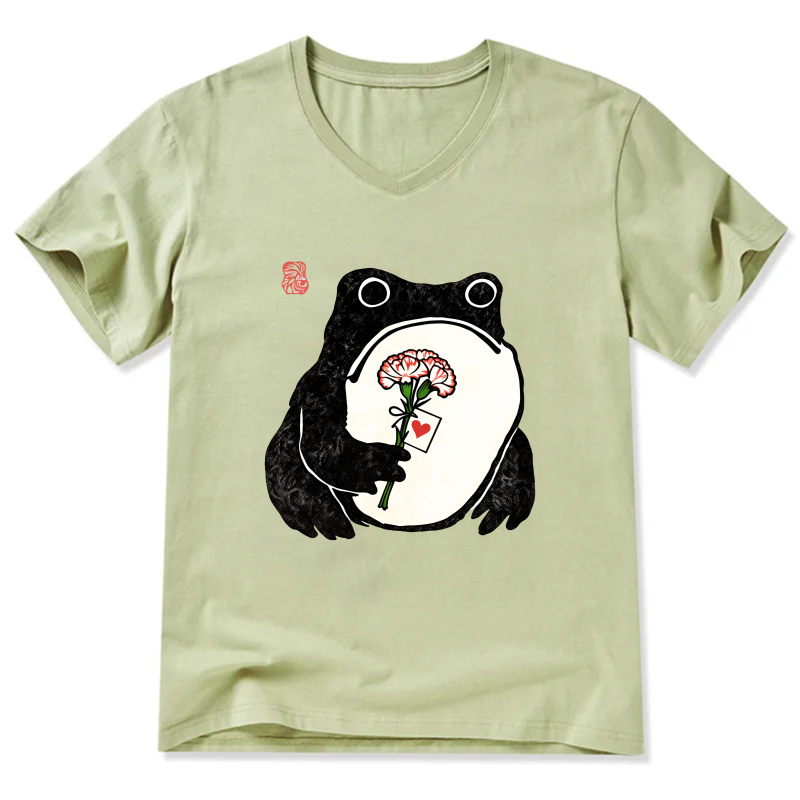 Frog Holding Rose Card T Shirt Black Design Cute Animal Graphic Tees