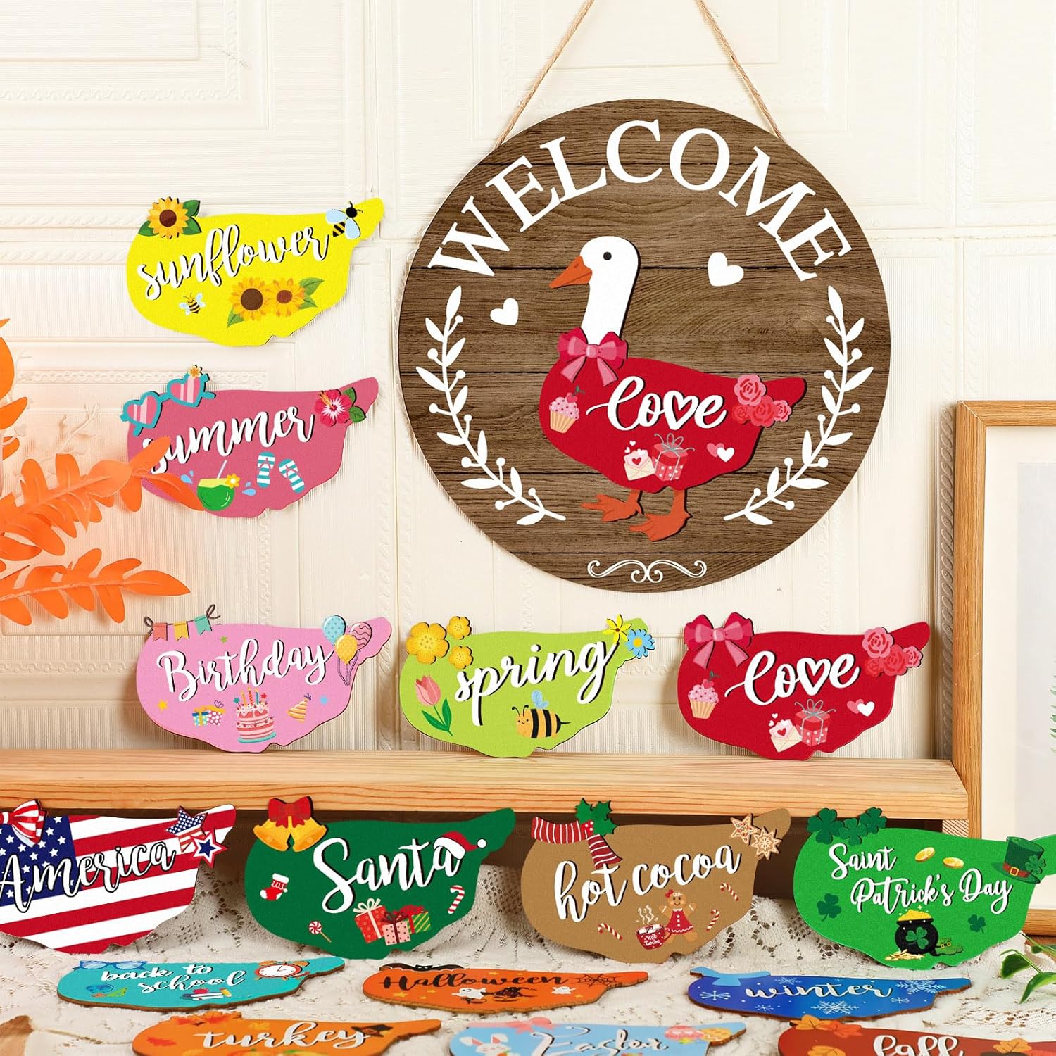 Gejoy Magnetic Interchangeable Goose Sign - Rustic Farmhouse Wooden Welcome Decor, Halloween Things for Front Door Porch Accessories, House Decor Entryway Hanging Housewarming Gift, Wall Hanging