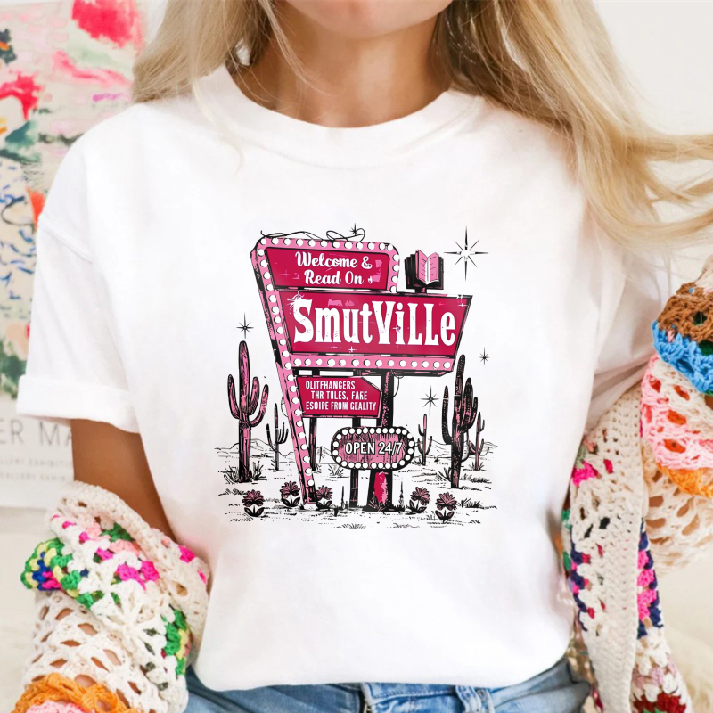 Smutville Welcome And Read On Retro Bookstore Sign Graphic, Unisex Classic T-shirt