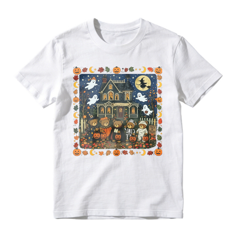 Halloween Haunted House With Ghosts Pumpkins And Kids In Costumes Unisex Classic T Shirt