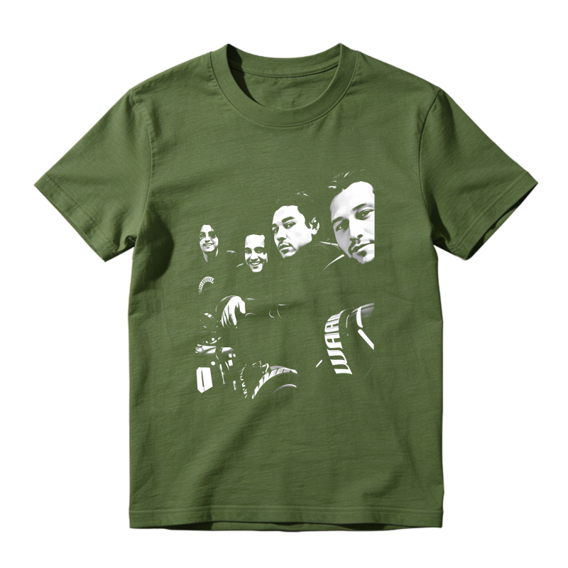 Vintage Briar Hockey Graphic Shirt