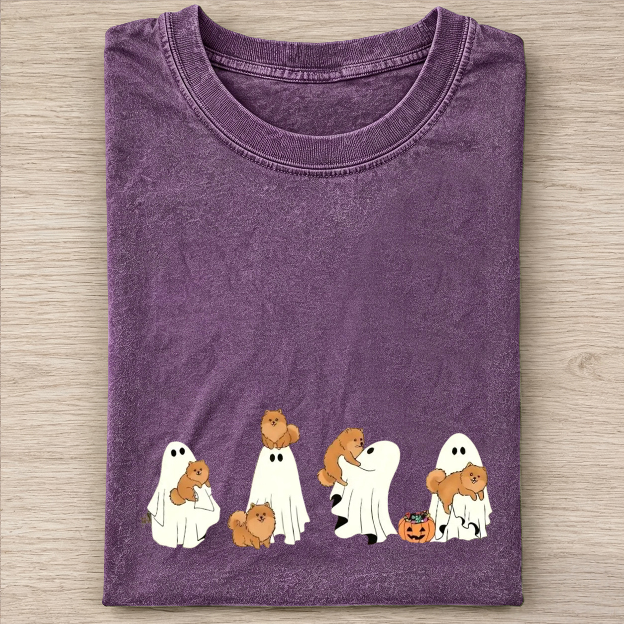 Sweet Pomeranian Puppies With Ghost Pumpkin Halloween Design Washed T‑Shirt