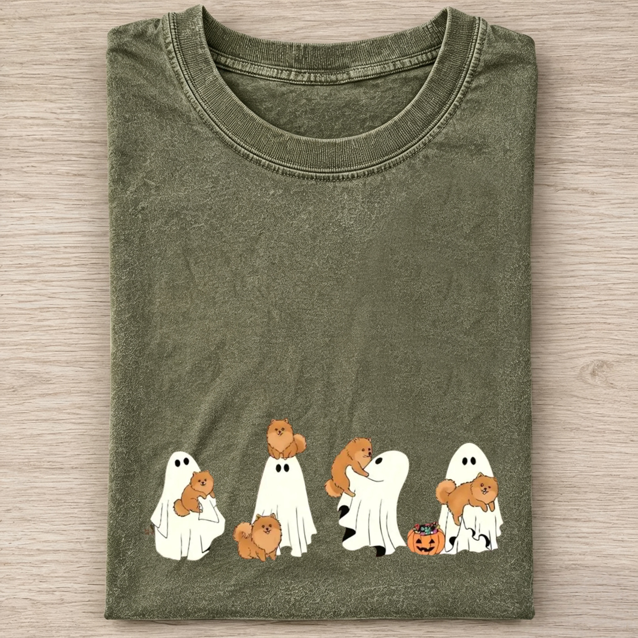 Sweet Pomeranian Puppies With Ghost Pumpkin Halloween Design Washed T‑Shirt