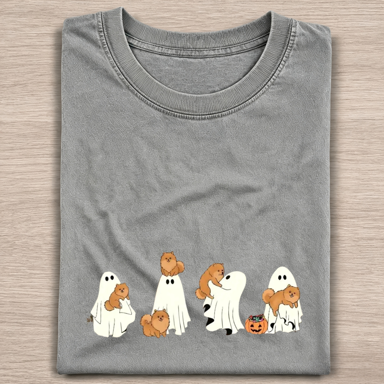 Sweet Pomeranian Puppies With Ghost Pumpkin Halloween Design Washed T‑Shirt