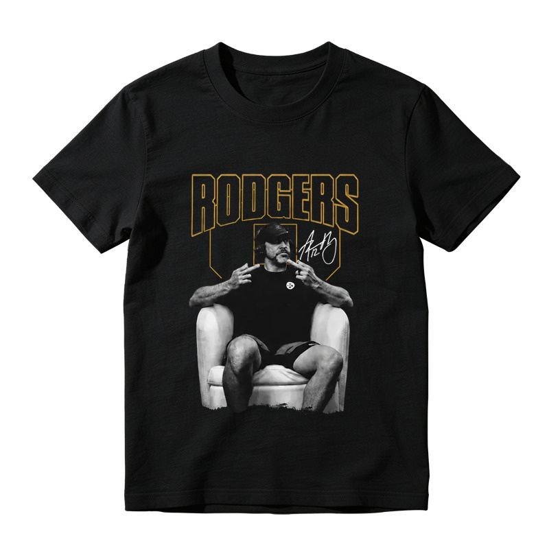 Aaron Rodgers Double Finger Chair Meme T-Shirt