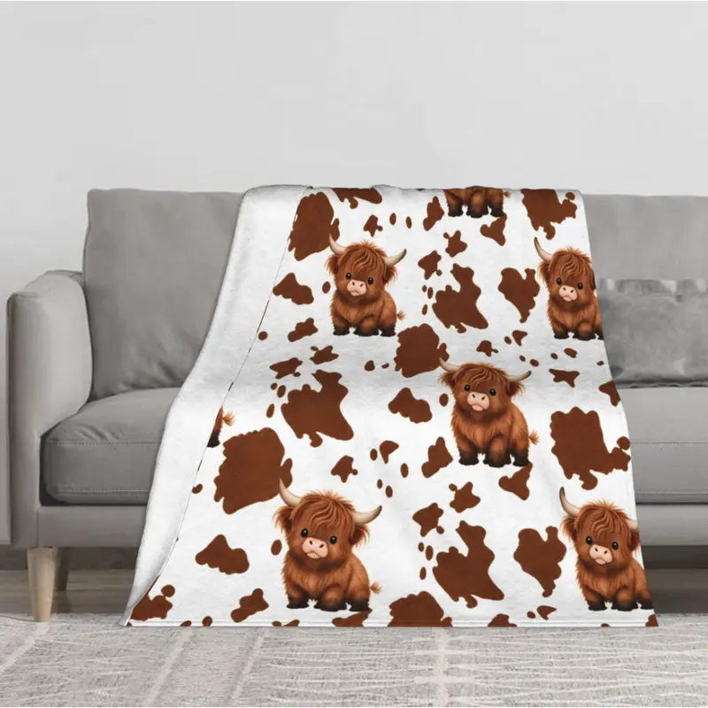Cute Highland Cow & Cow Print Flannel Throw Blanket, Soft Cozy Farm Animal Blanket for Couch and Bed