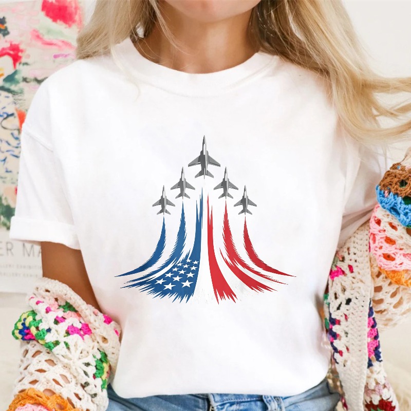 Jet Fighter Formation With American Flag Design T-shirt