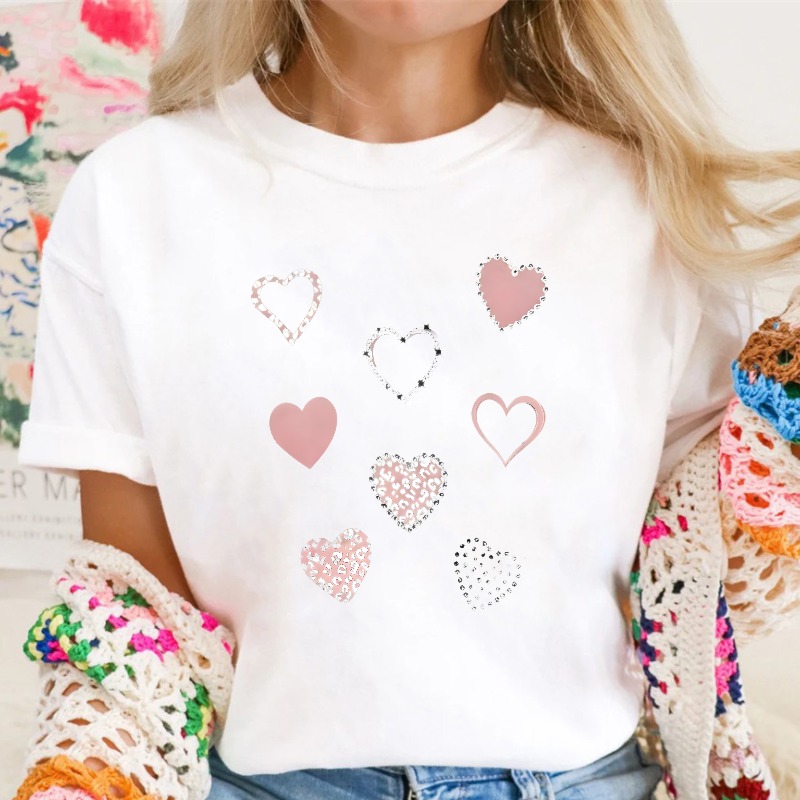 Heart Pattern Unisex Classic T-shirt