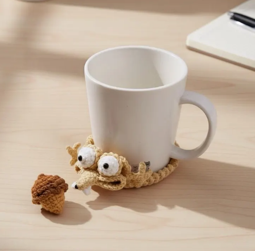 Handmade Crochet Animal Cup Mat – Cute Knitted Snail & Crocodile Table Decor, Cozy Home Gift