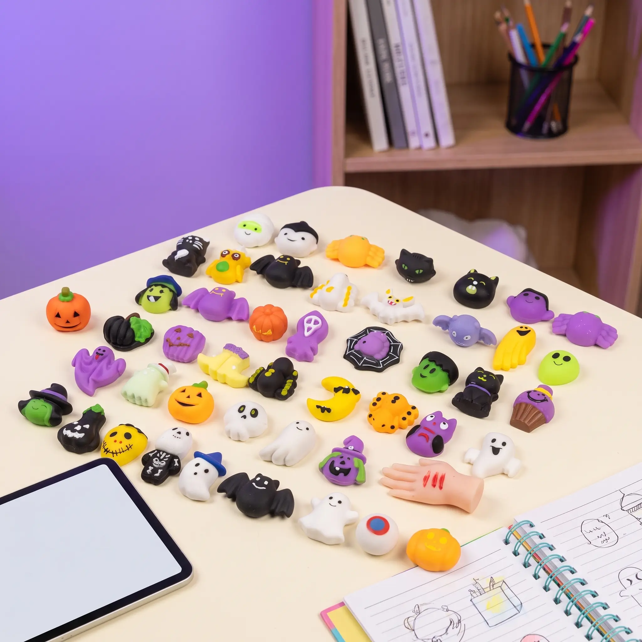 Halloween Squishies Stress Relief Toy Set, Classic Pumpkin/Ghost/Bat Shapes, Super Soft TPR Material with Elastic Squeeze Feel, Washable & Durable, Assorted 30/60/90pcs for Party Favors, Classroom Rewards & Trick-or-Treat