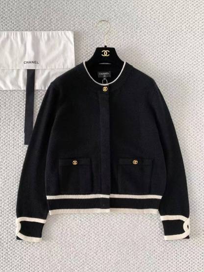 CC 2026SS Black apricot grey three-color cuff logo knitted cardigan