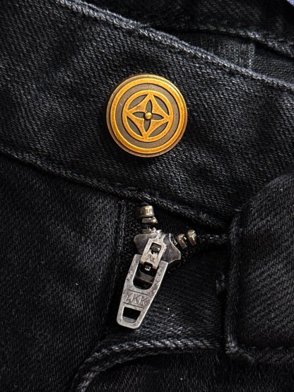 1V denim jeans