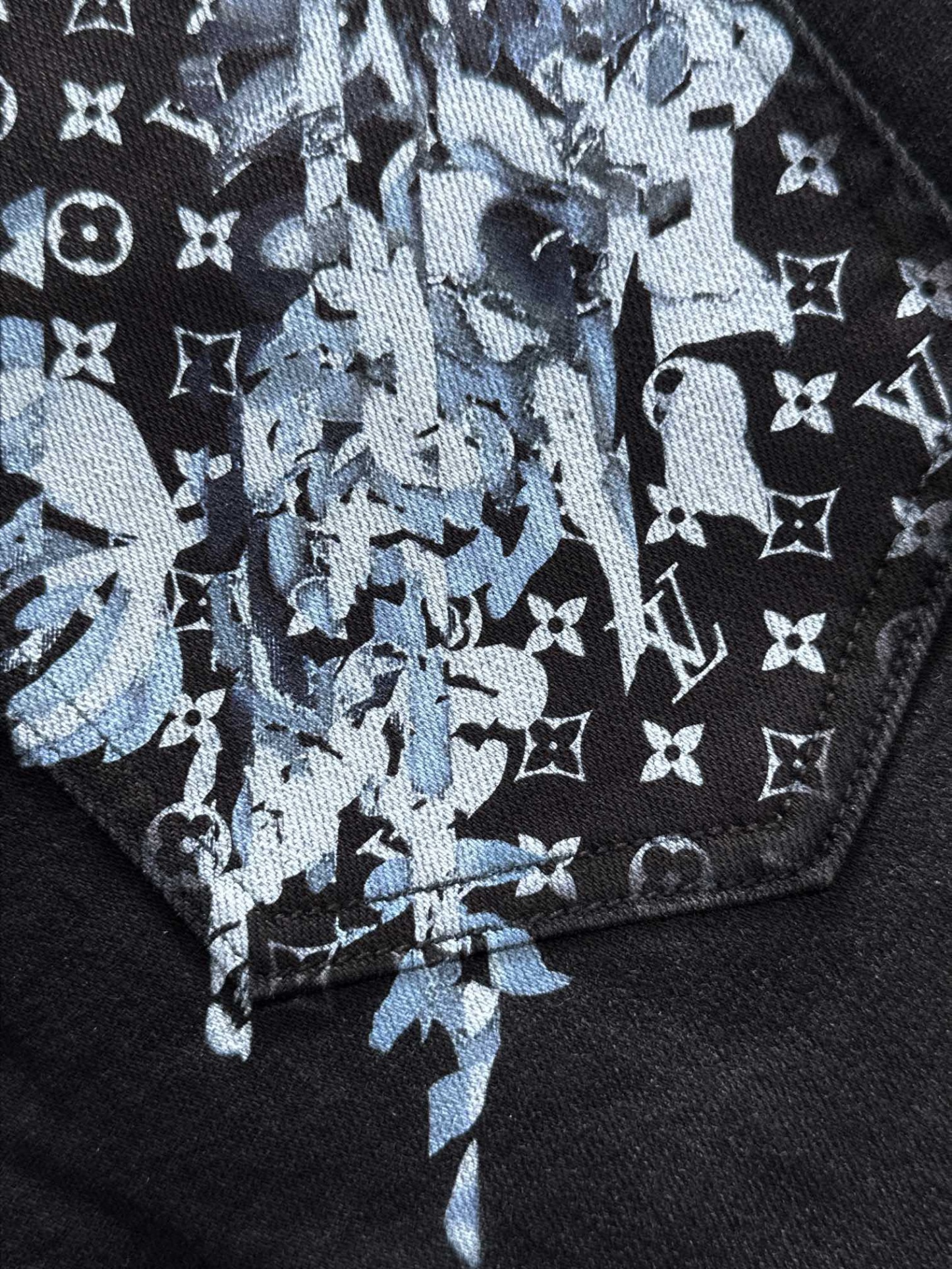 1V denim jeans