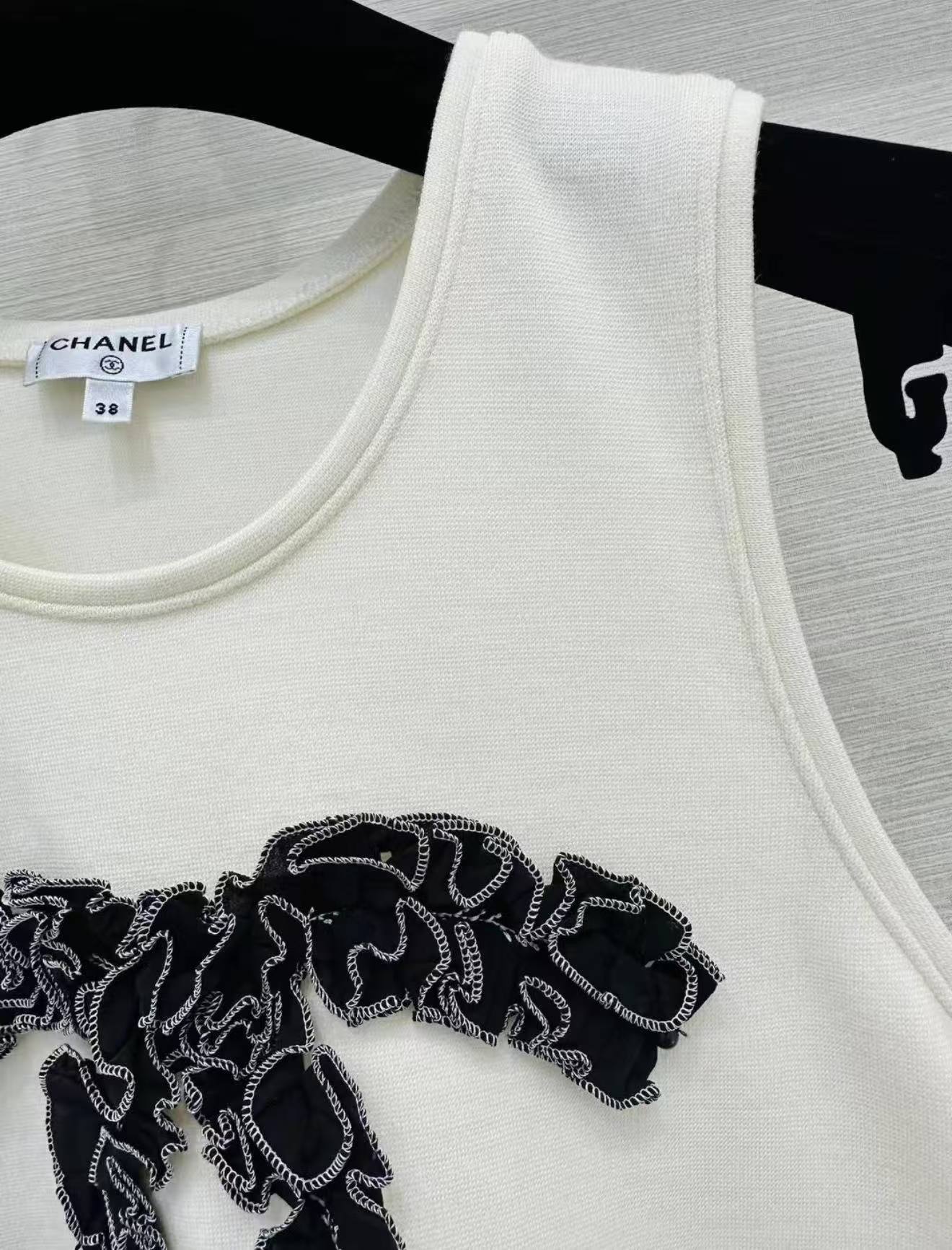 CC 2026SS Black and white 2-color handmade workshop series camellia vest
