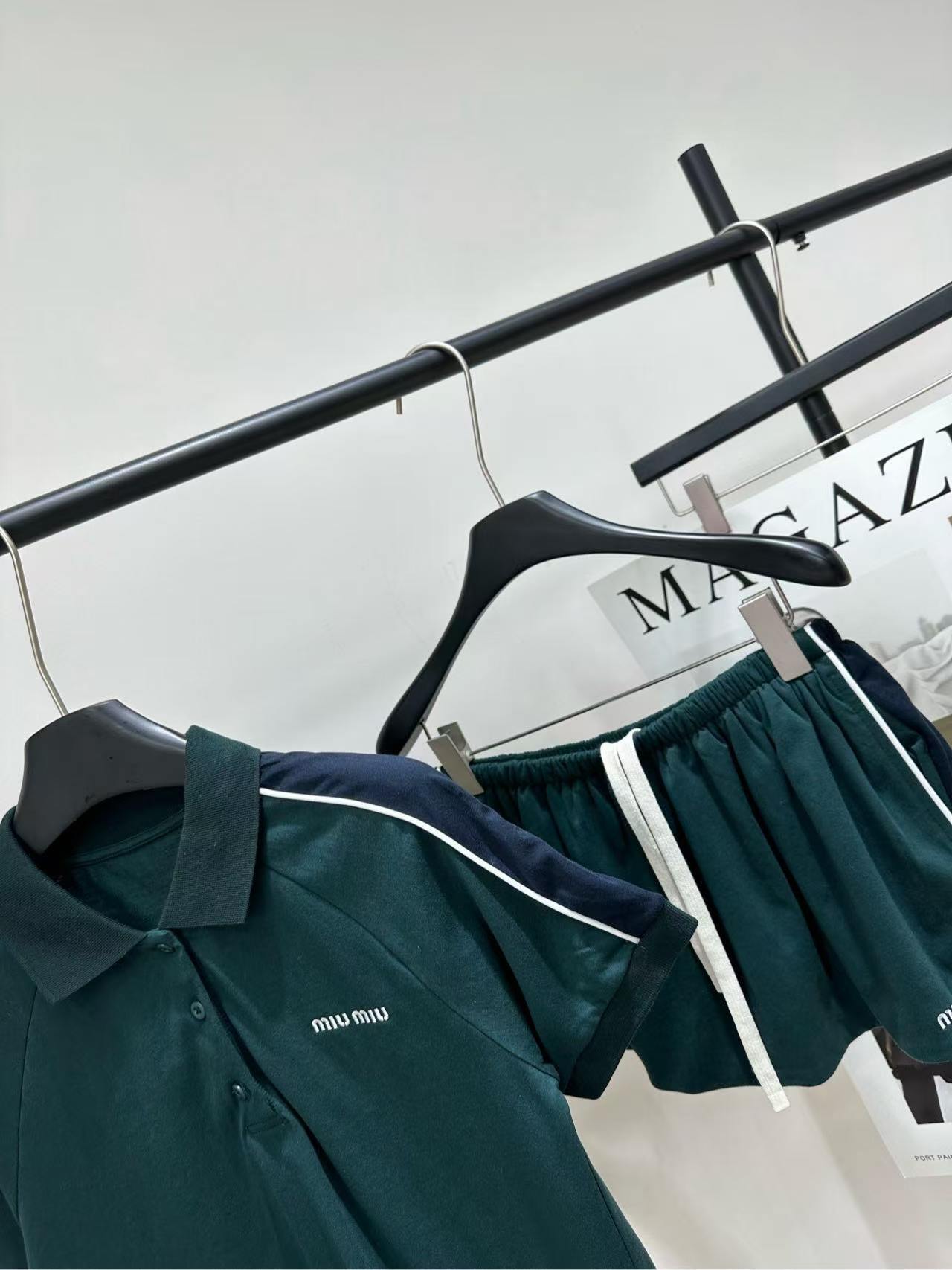 MM 2026SS Turtleneck dark green sports suit
