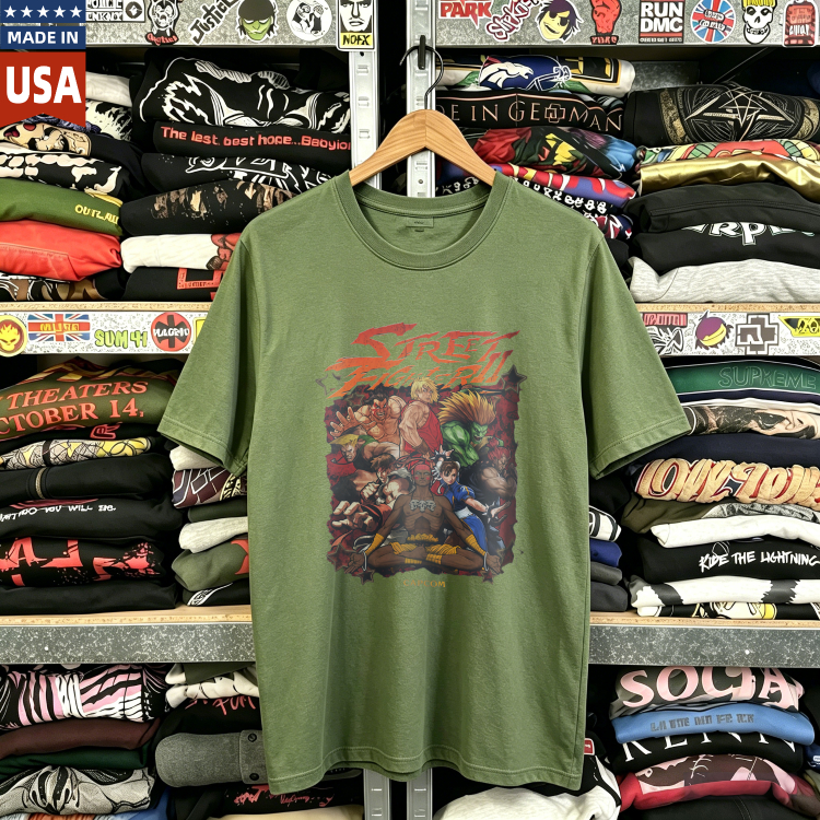 CozTee Vintage Street Fighter II Characters Battle Scene Graphic T-Shirt