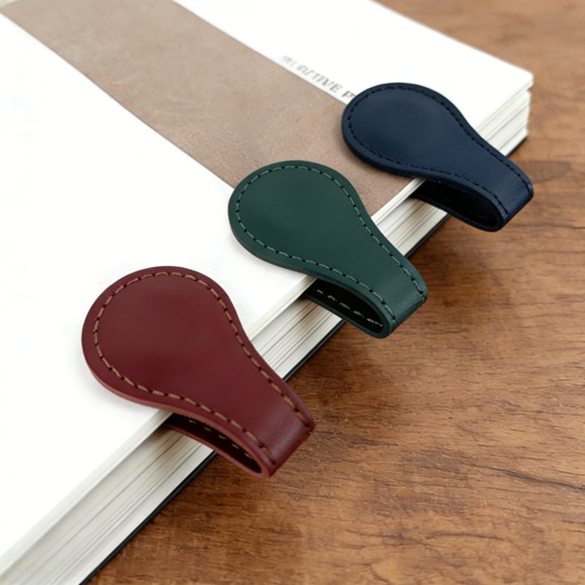 🔥🔥Only $4 Each — Vintage Magnetic Bookmarks That Make Reading Feel Aesthetic Again 📚✨