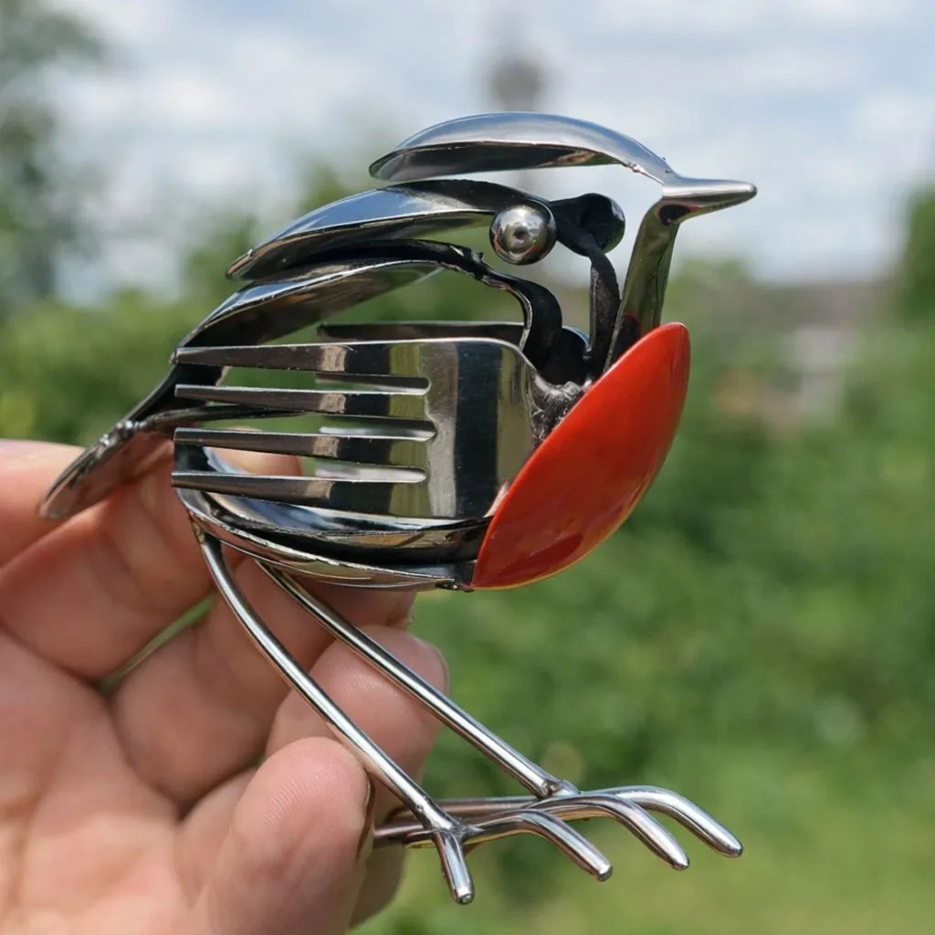 🐦 Handmade Metal Robin