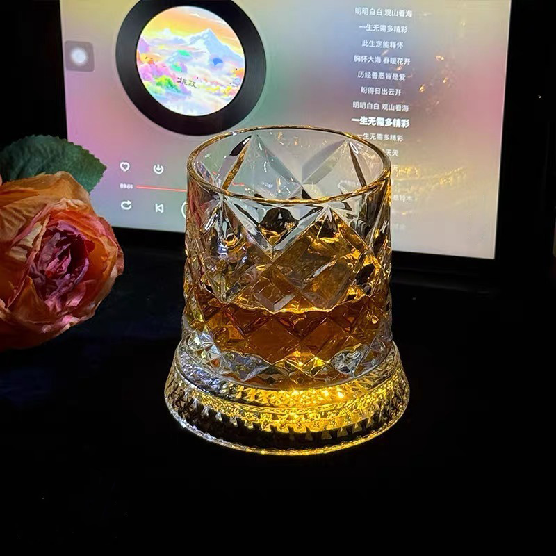 🔥2026 Hot Sell✨ The Whiskey Glass Everyone's Obsessed With 🥃 Spins Smoothly • Glows Beautifully • Perfect Gift