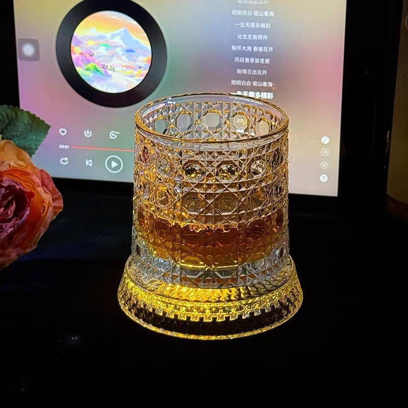 🔥2026 Hot Sell✨ The Whiskey Glass Everyone's Obsessed With 🥃 Spins Smoothly • Glows Beautifully • Perfect Gift