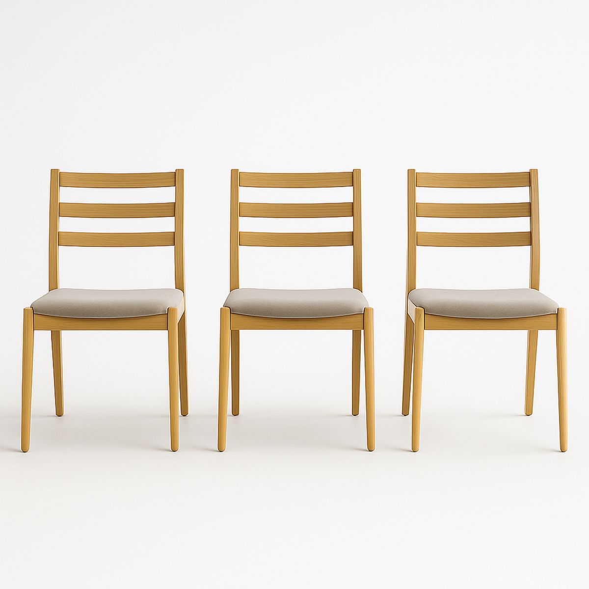 Conjunto de 3 Cadeiras de Madeira com Assento de Tecido Bege
