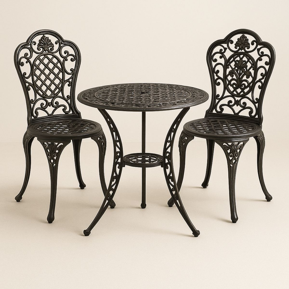 Conjunto de Mesa e Cadeiras em Ferro Fundido Preto