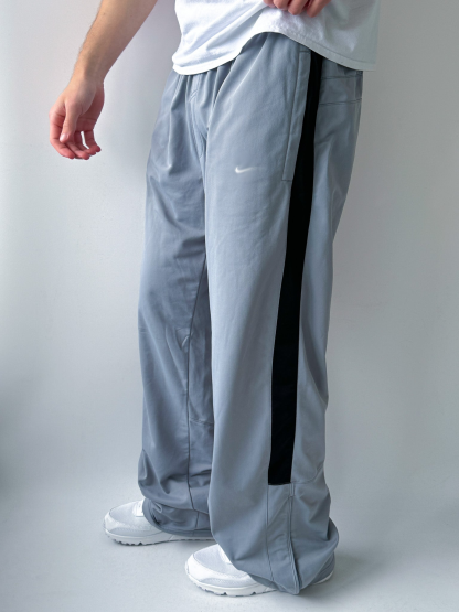 Side-striped casual pants