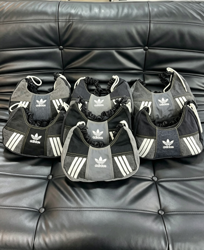 Ad Shoulder Bag （Grey-Black Color-Block）