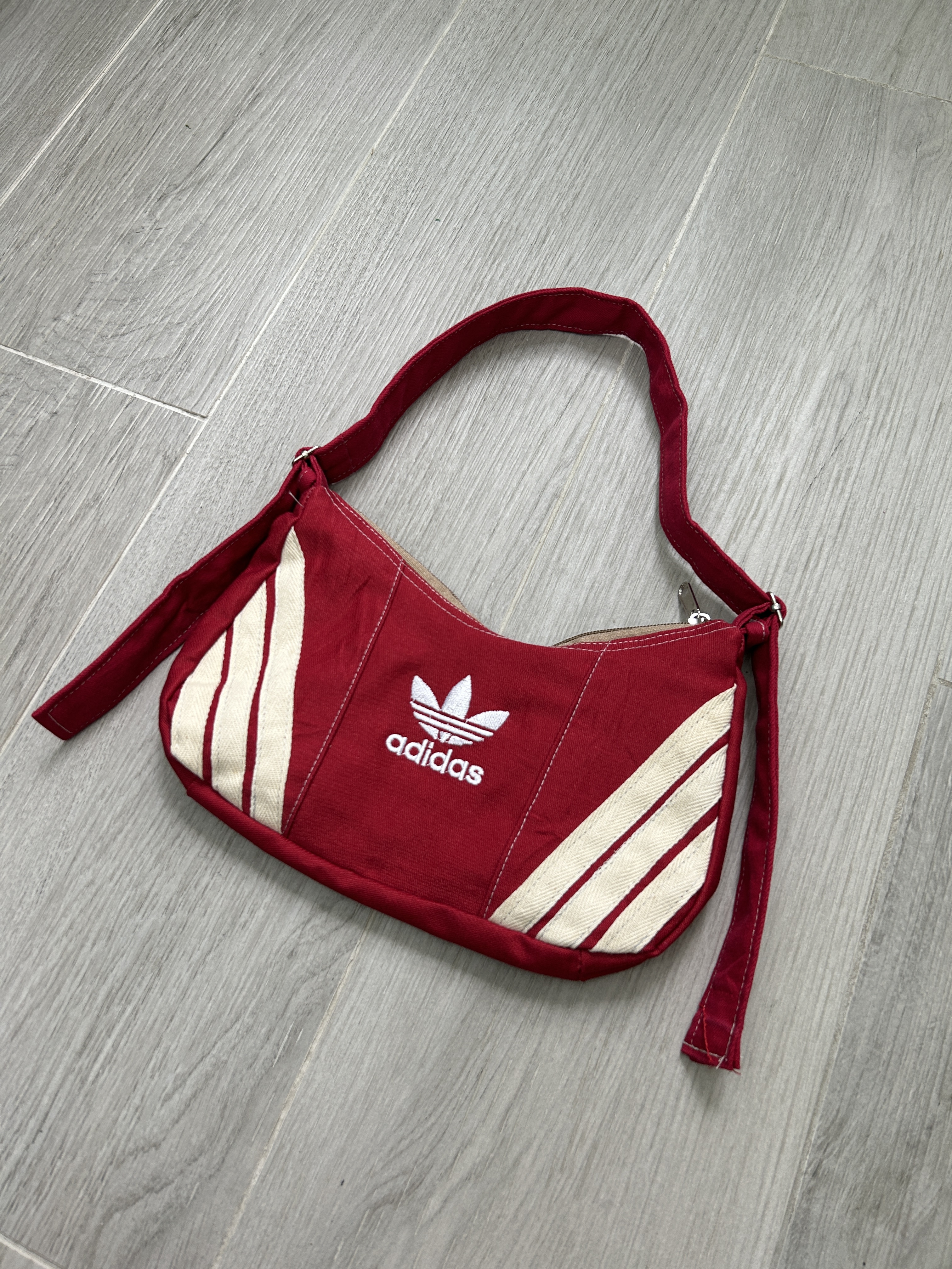 Ad Shoulder Bag
