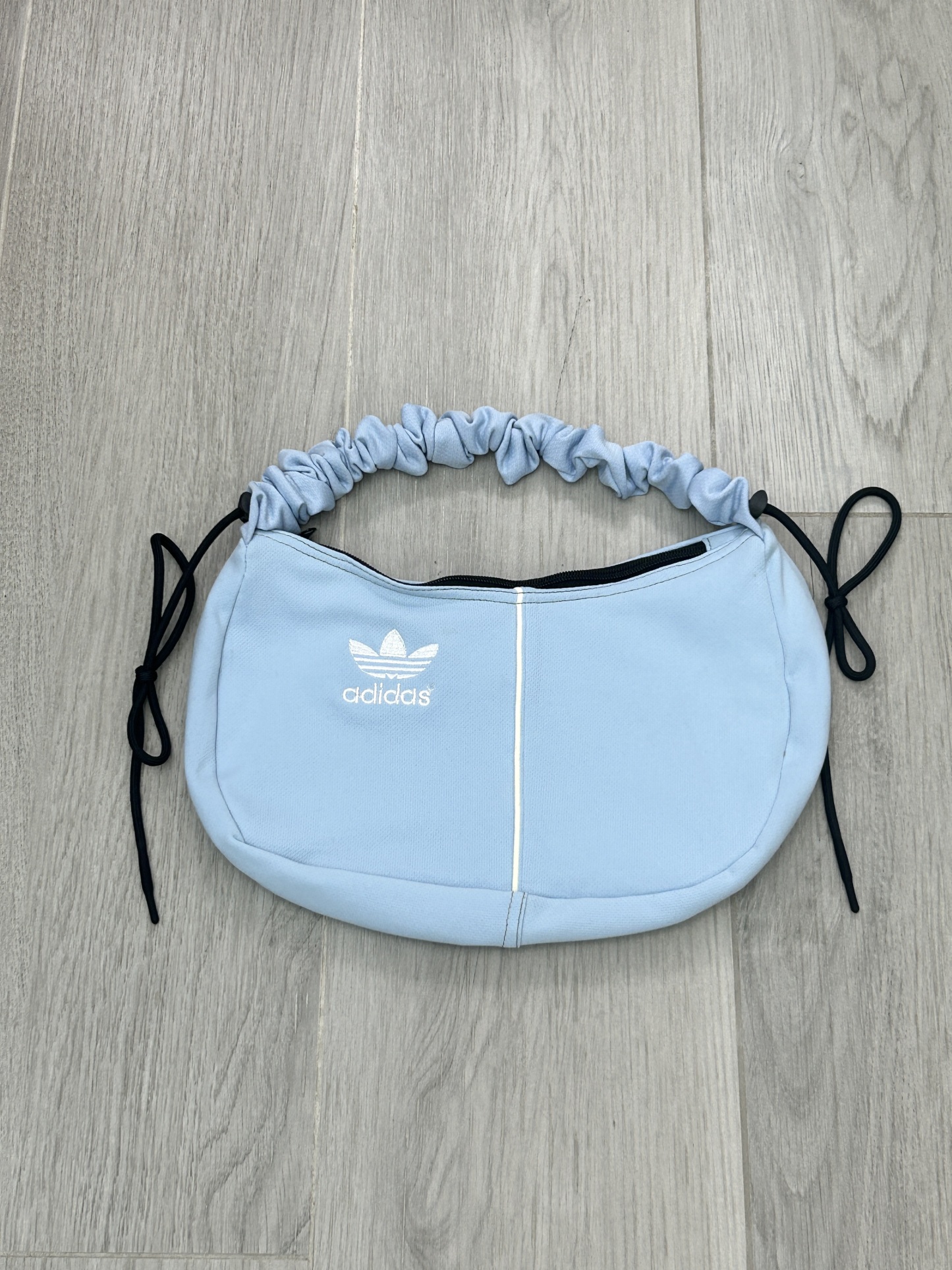 Ad Shoulder Bag