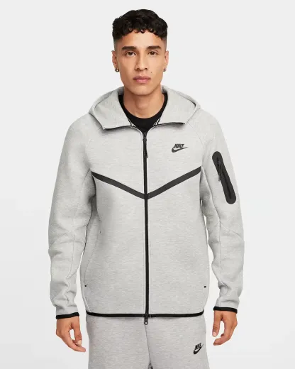 Nike Tech
