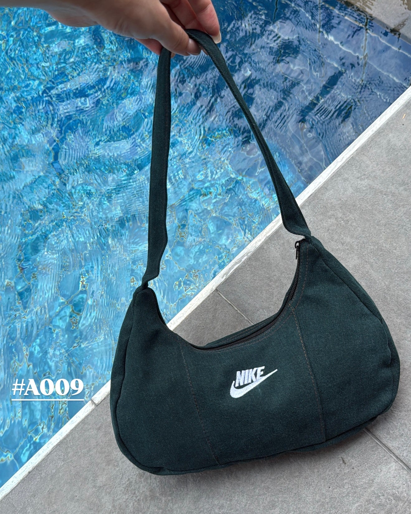 Ad Shoulder Bag 