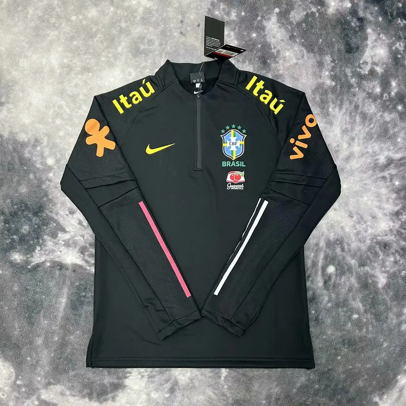 Brazilian zip-up sweater