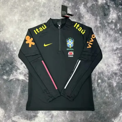 Brazilian zip-up sweater