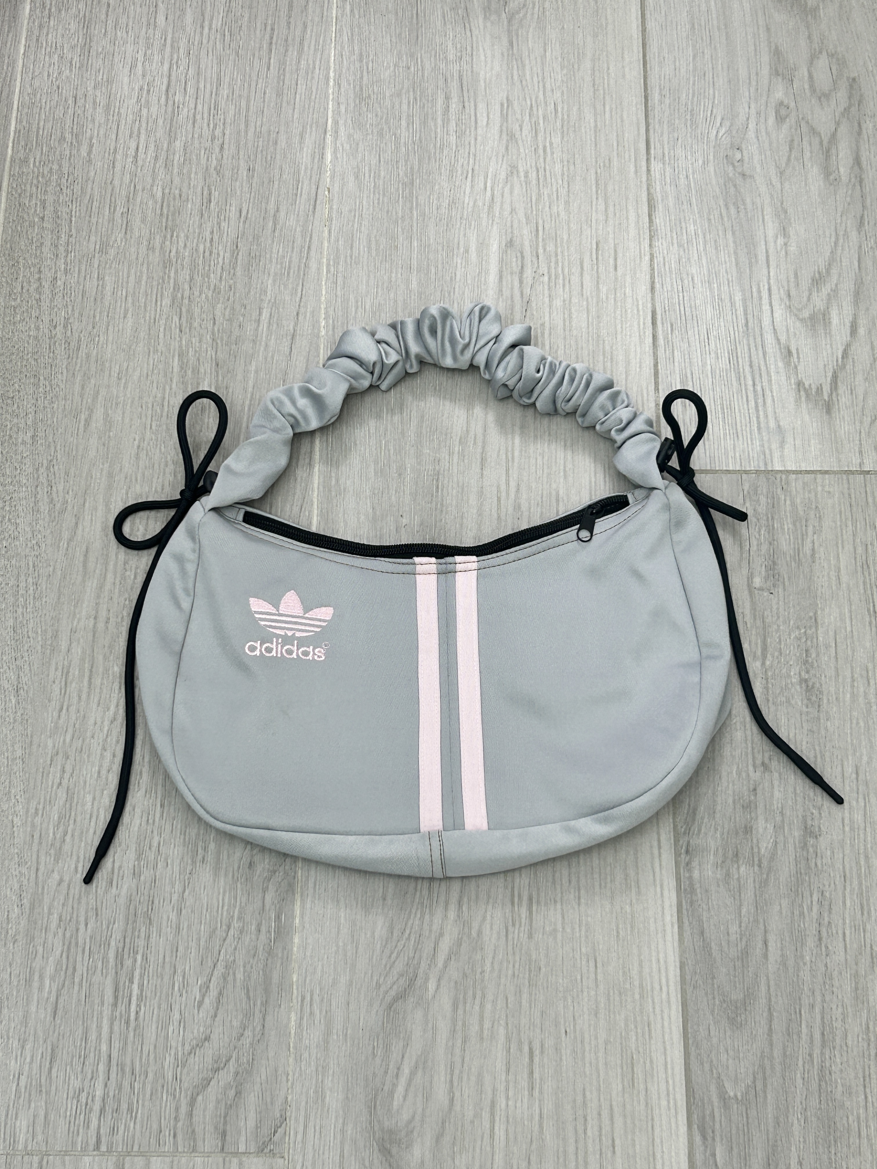 Ad Shoulder Bag