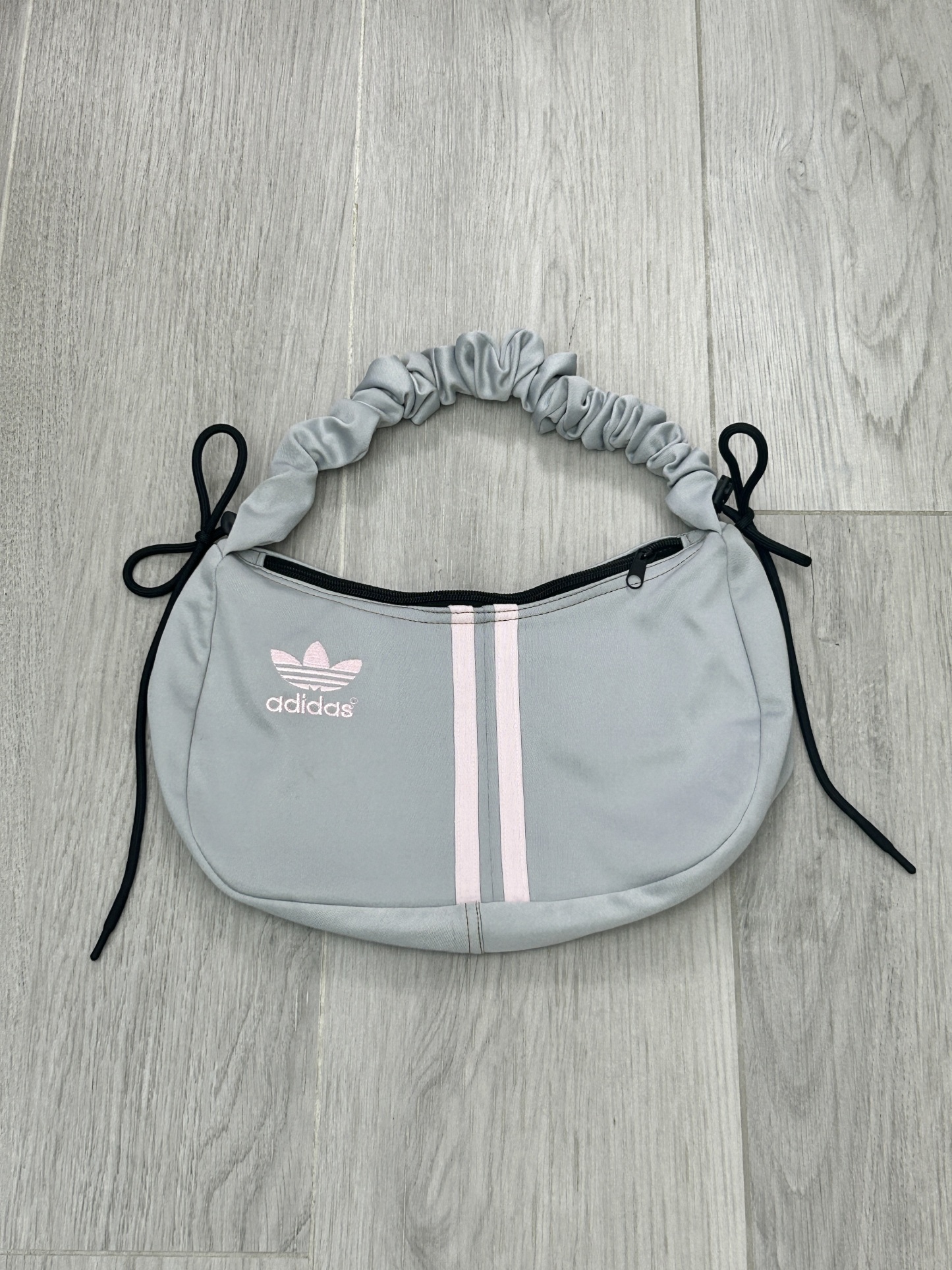 Ad Shoulder Bag