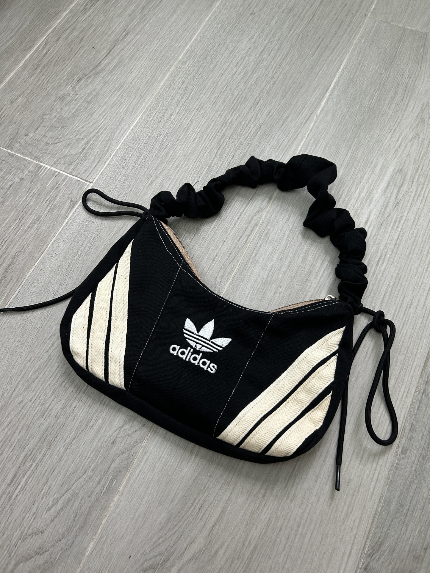 A的Shoulder Bag