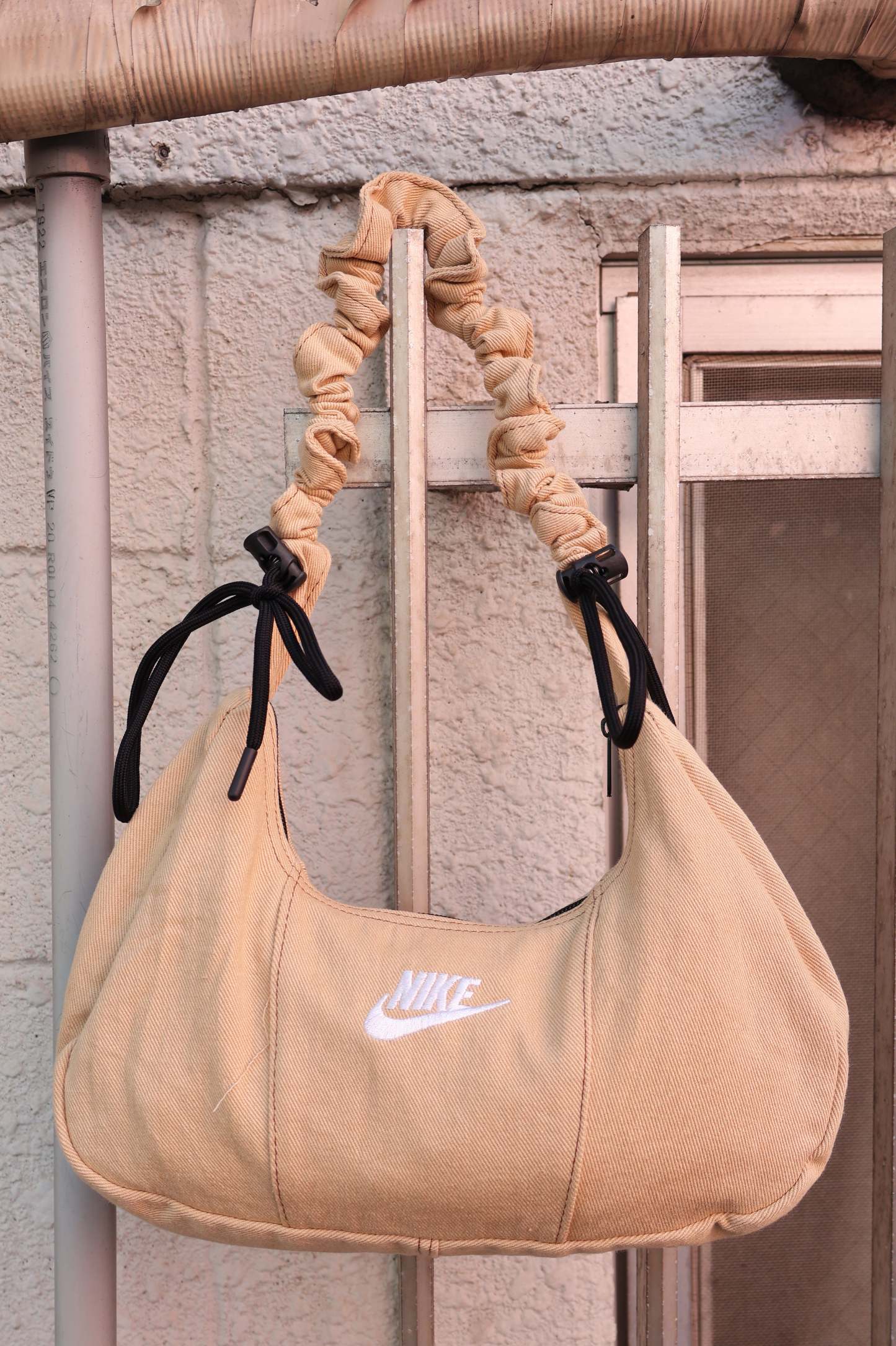 Nk Shoulder Bag